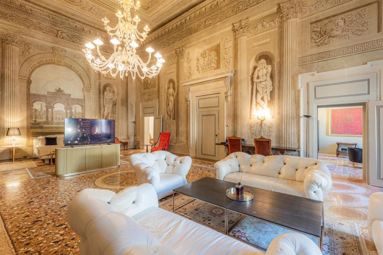 Corte Realdi - Palazzo Camozzini فيرونا المظهر الخارجي الصورة