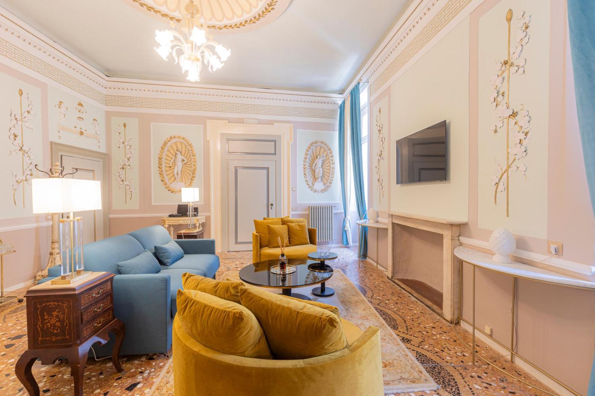 Corte Realdi - Palazzo Camozzini فيرونا الغرفة الصورة
